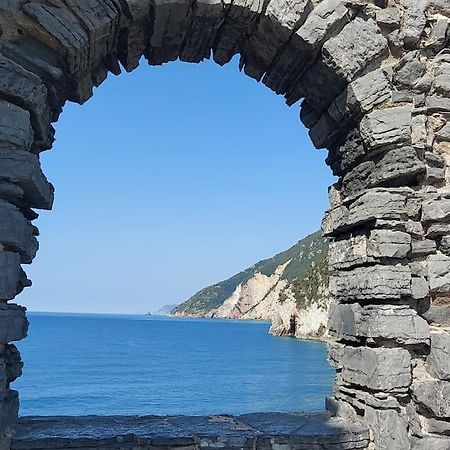 Elegante Appartamento La Spezia Centro Exterior foto